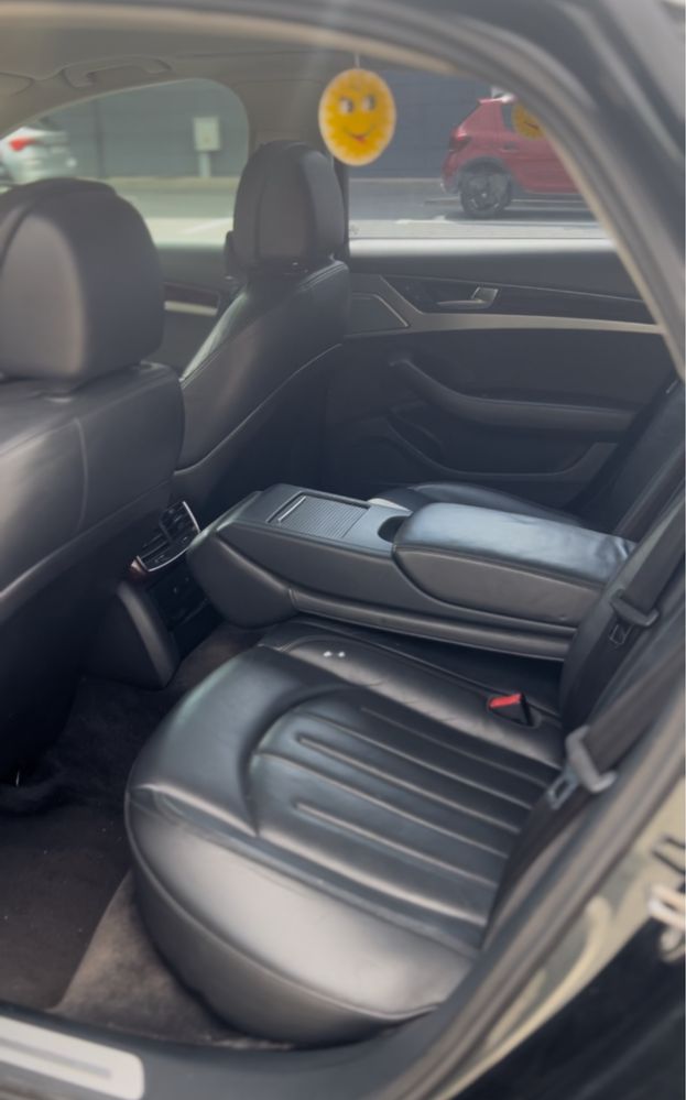 Dezmembrez Audi A8 D4 3.0 tdi Quattro motor CDTA Euro5