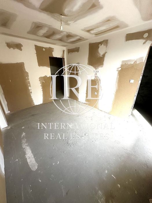 Продава се Тристаен апартамент в Варна, Гранд Мол Варна - 120 кв.м за 1792 €/кв.м - Снимка #11