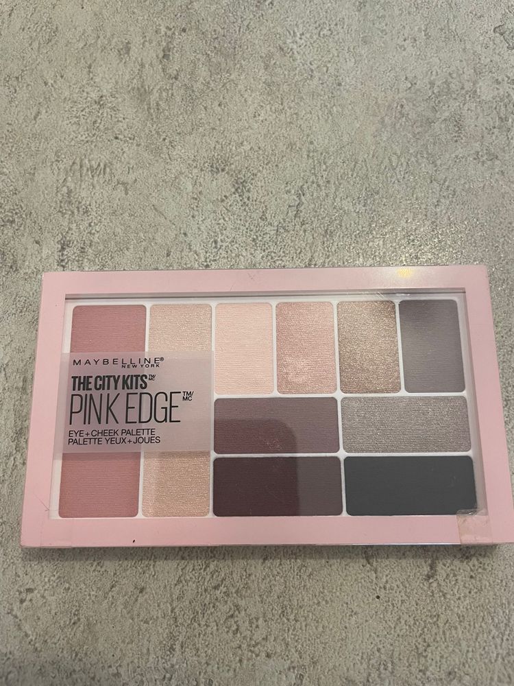 Vând trusa farduri Pink Edge, Maybelline New-York