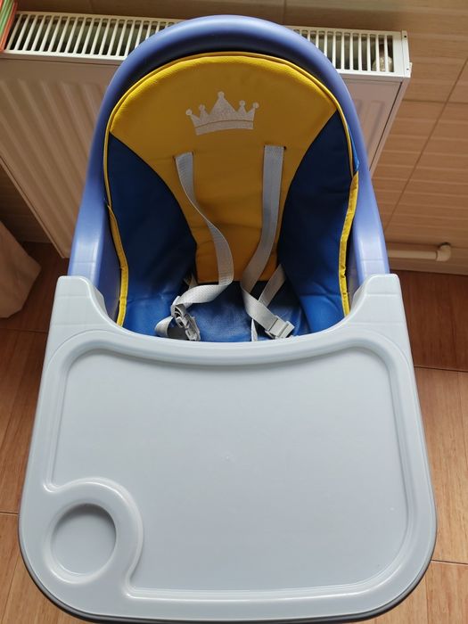 Vând scaun de masă bebe