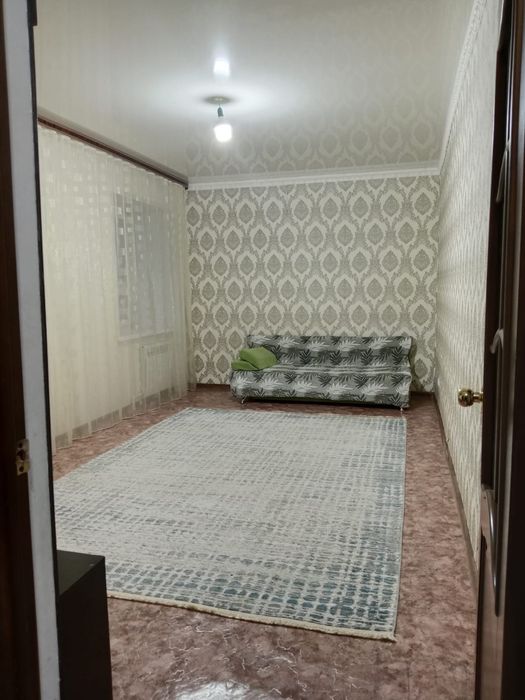 Жалга бериледи 1 ком квартира 2 мкр. 1этаж