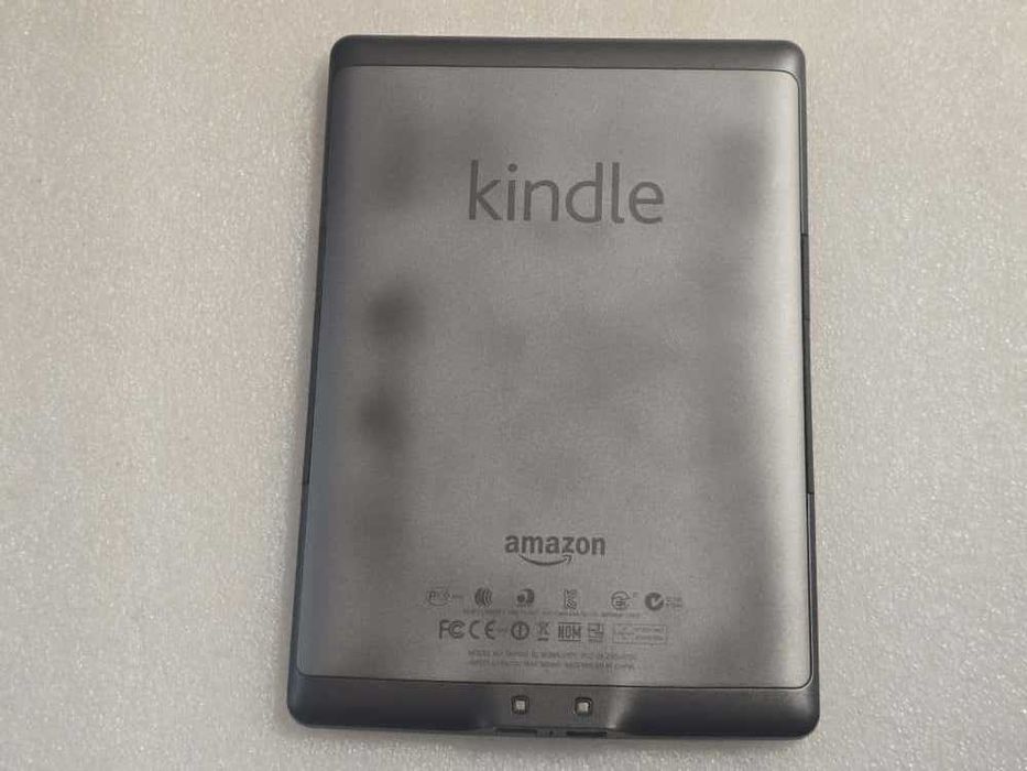 eBook Amazon Kindle 4 .gen 2gb 6 Inch Wifi D01100 - poze reale