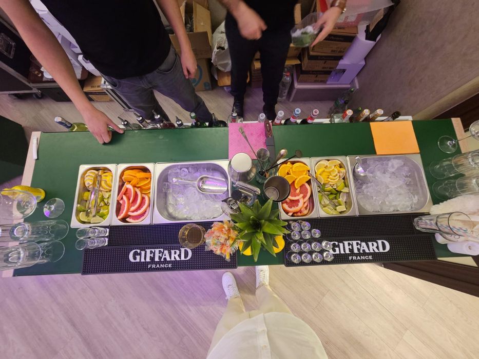 Ichiriez  tort de shat-turi  , bar mobil
