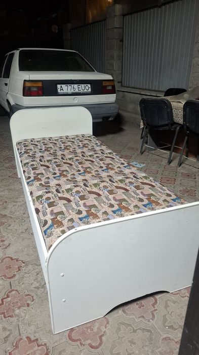 Мебель:Обычная кровать