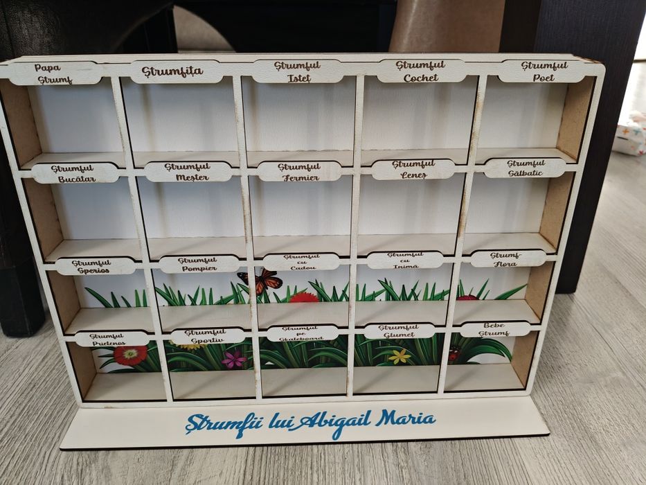 Căsuța strumfilor cutie