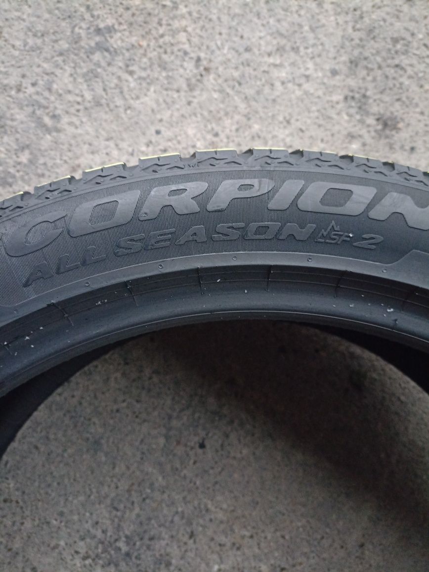 2 anvelope AllSeason Pirelli 235/45 R20 dot 3821