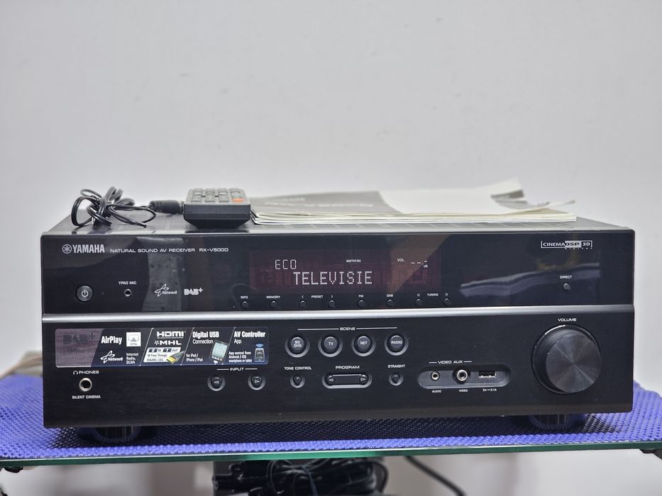 Receiver Yamaha RX-V500D cu telecomanda si manuale