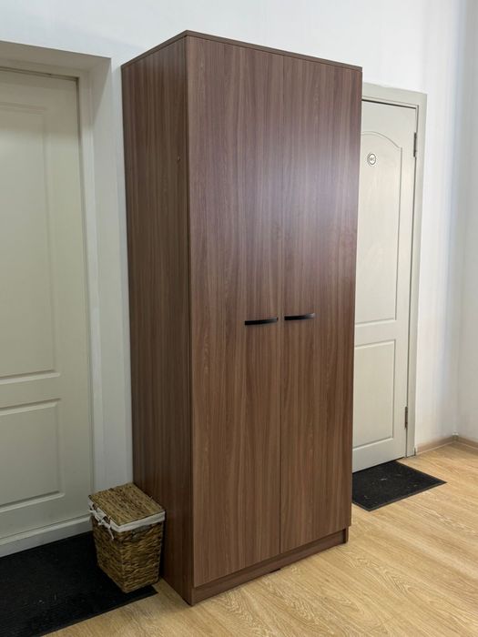 Шкаф для офиса или одежды