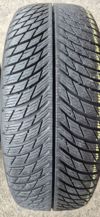 4 anvelope iarna Michelin 235/60/17,dot 2019.Pretul este pe bucata.