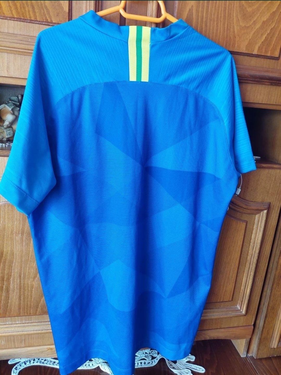 Tricou fotbal Brazilia, ghete fotbal adidas nemeziz, mănuși portar