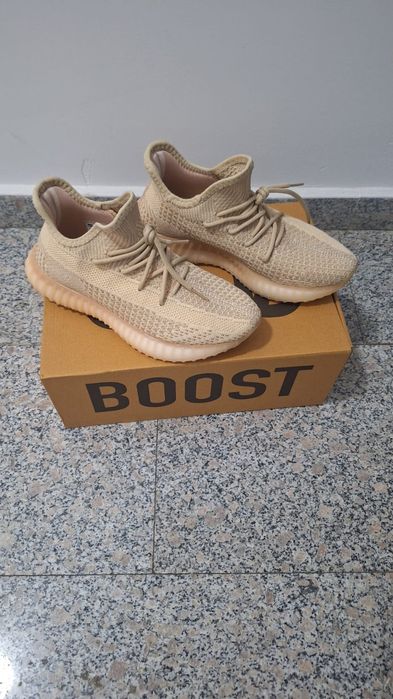 Yeezy Boost350  noi