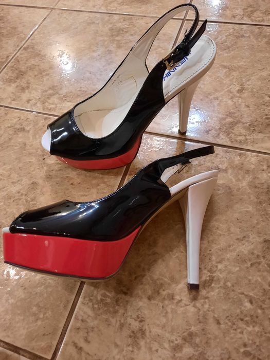 sandale Jennika negre 39