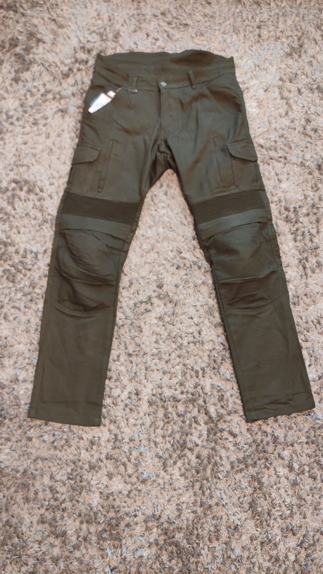 Pantaloni moto Cargo Olive protectii+kevlar marimi 32, 34, 36, 38, 40