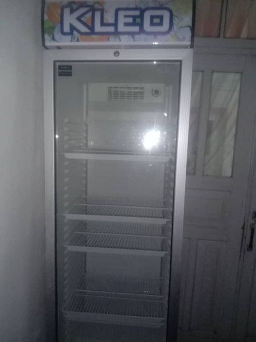 Витрины Холодильник