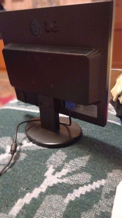 Monitor LCD LG Flatron L1752S