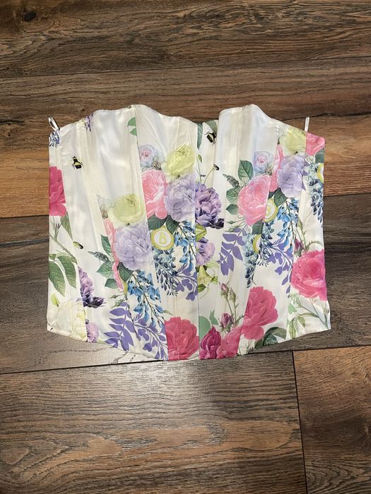 Корсет на Bridgerton