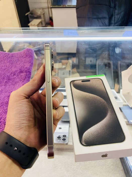 iPhone 15 Pro Max 256 gb natural