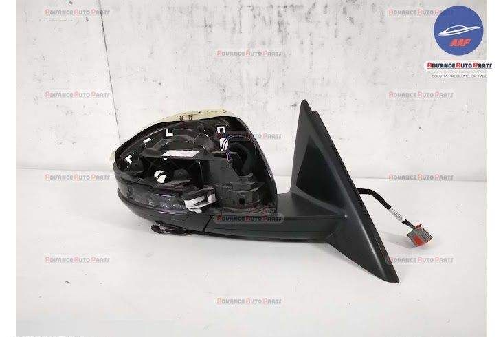 Дясно огледало / Dясно ogledalо оригинално Land Rover Range Rover Evoq