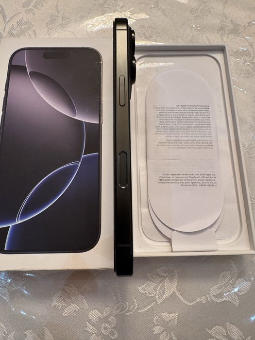 iPhone 16 Pro 256GB Black Titanium