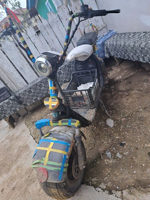 Vând scuter electric 1500w