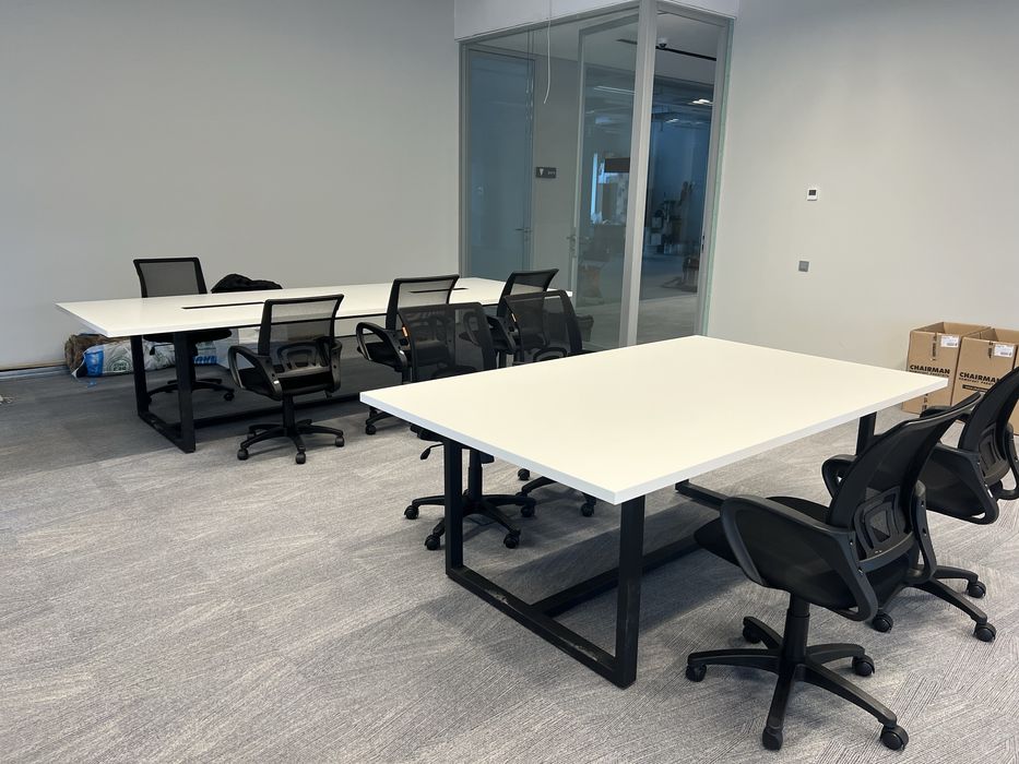 Мебель на заказ Астана Офисные Столы Лофт Стеллажи Шкафы Тумбы