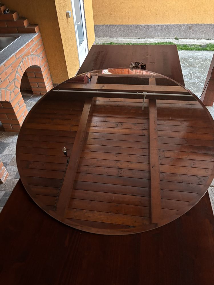 Oglinda ovala pentru baie
