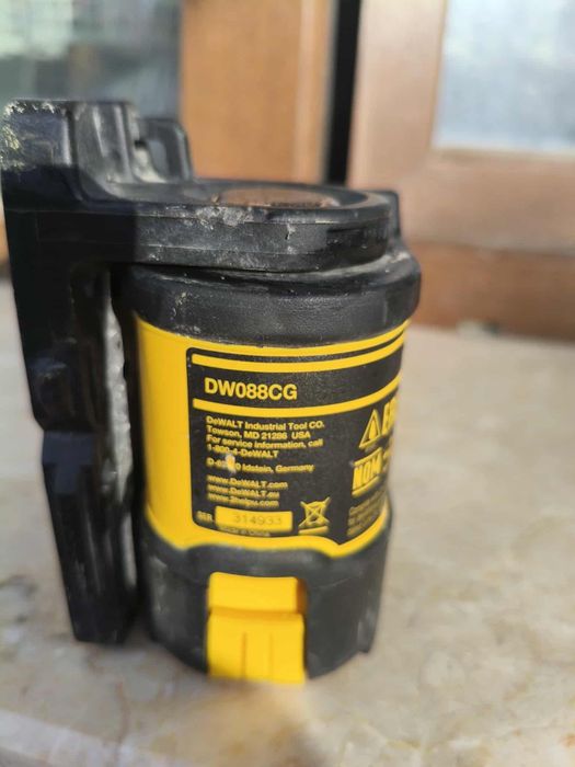 Лазерен нивелир DeWalt