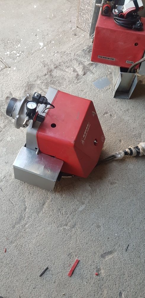 Arzator , injector ulei ars