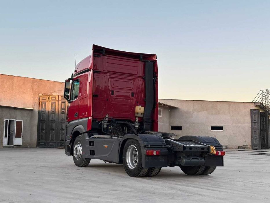 Срочно Продаётся тягач MERCEDES ACTROS.