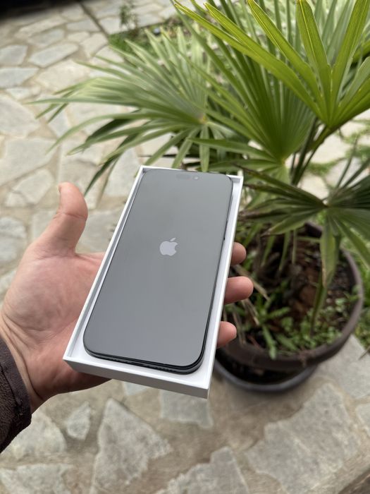 IPhone 16 pro max black 10/10 92% baterie