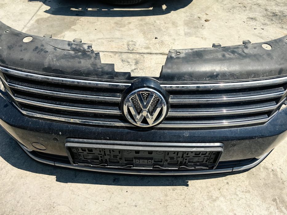 Предна броня Passat B7 / Пасат 7 Със Забележки!