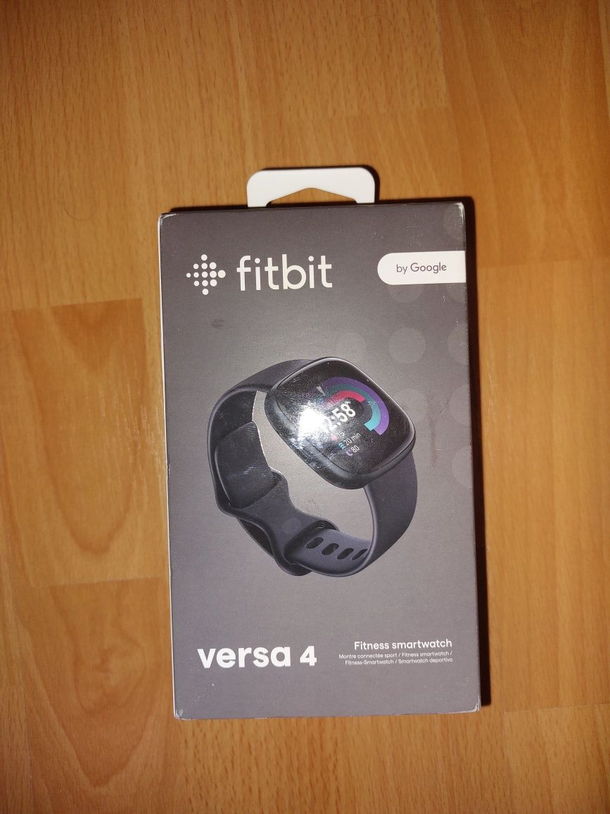 Ceas fitness FitBit Versa 4 nou nout