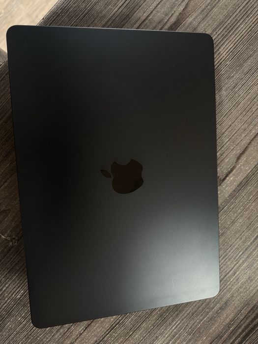 Macbook M3 Aktiv Lombard