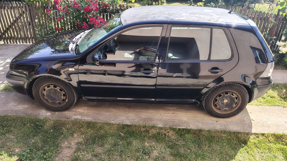 Volkswagen Golf Vanzare Wolswagen Golf 4