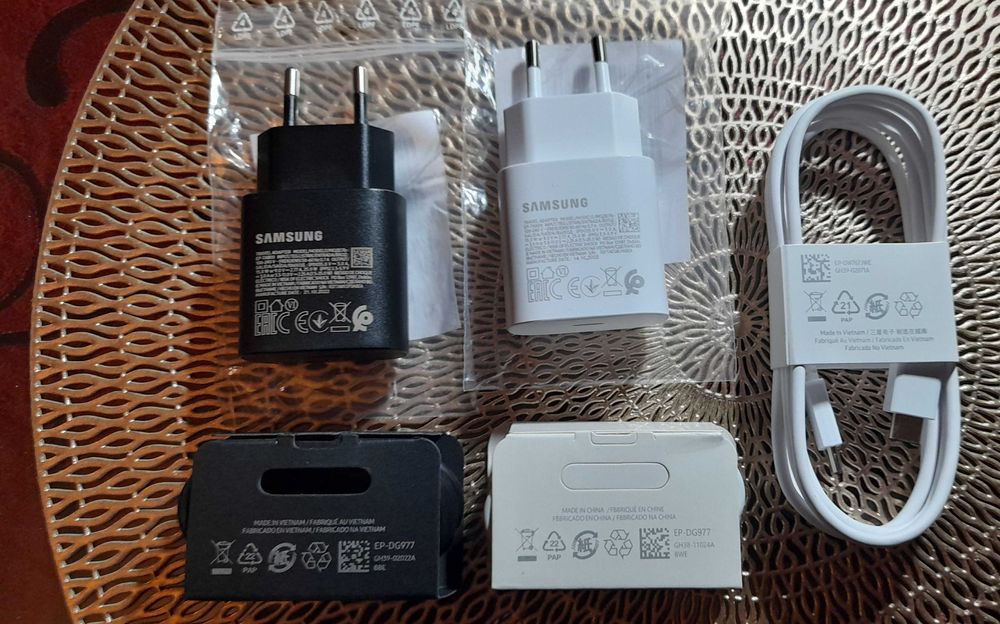 set incarcator Samsung original super fast charge 25w adaptor + cablu