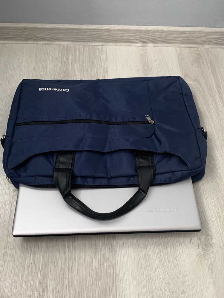 Geanta pentru laptop - Noua !!!