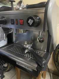 Expresor de cafea profesiona cu rajnita