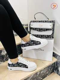 Set christian dior adidasi si geanta
36-40 290 lei
Geanta 280lei
Set 4