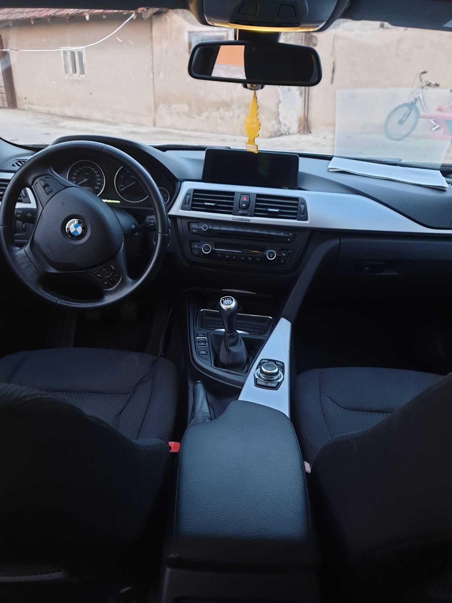 Vând BMW 320 d 2012