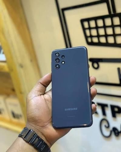 Продам Samsung A13