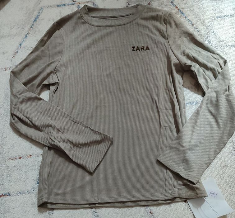 Продам базовые кофточки лонгслив новые