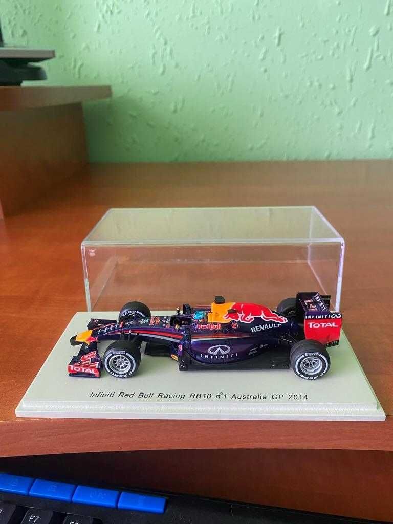 колекция на Sebastian Vettel формула 1  Minichamps - мащаб - 1.43