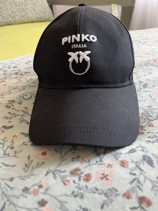 Pinko черна шапка