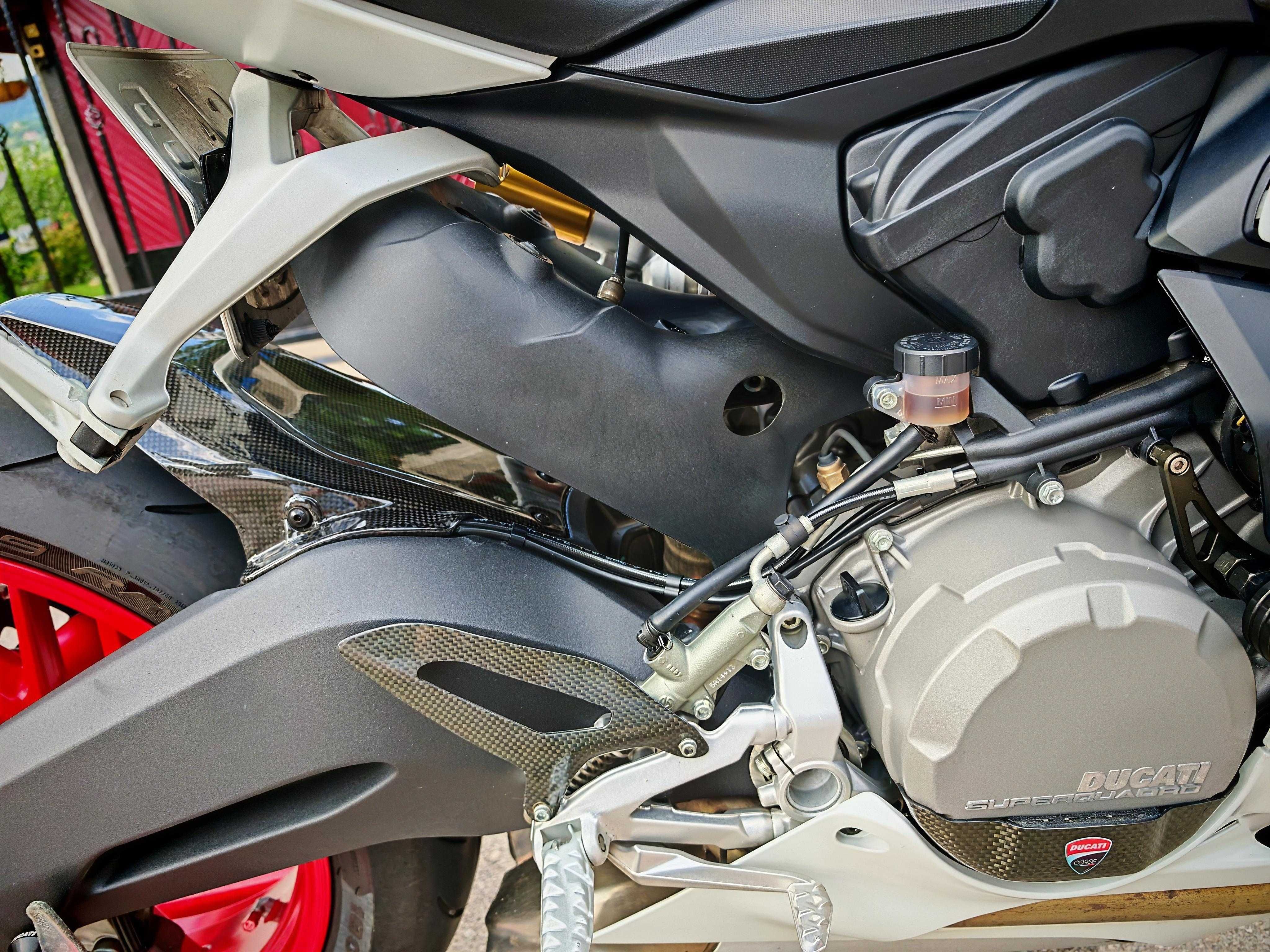 Ducati Panigale 899