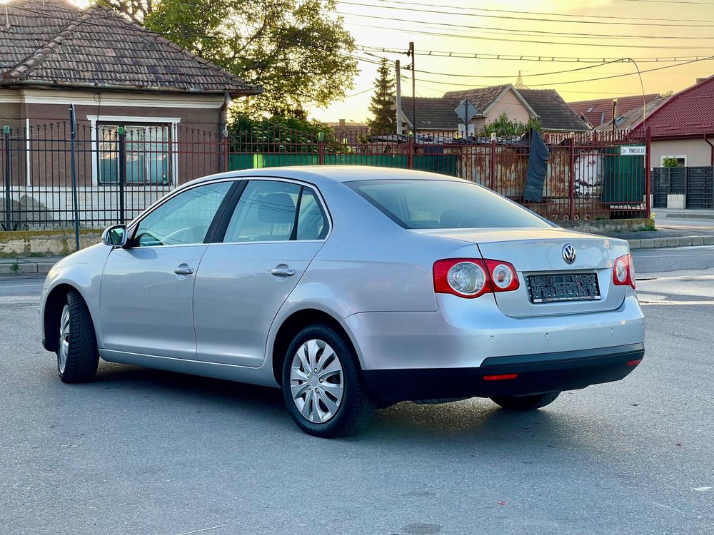 Volkswagen Jetta 1.9 tdi Comfortline Blue Motion