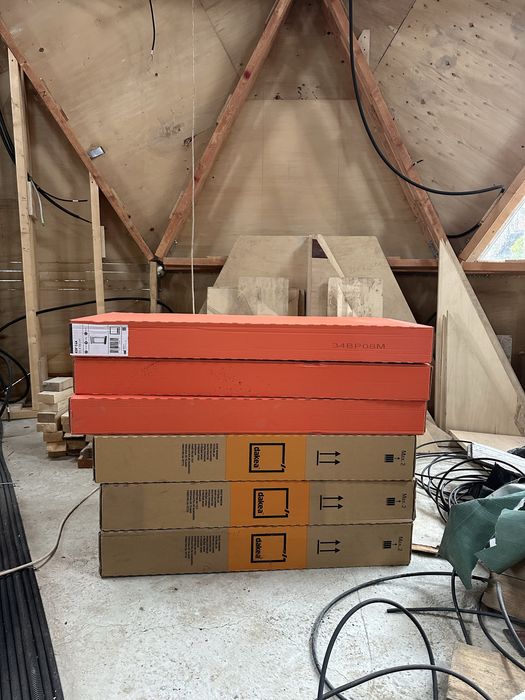 Verestre tip velux mansarda noi , in cutie cu 3 sticle (tripan)