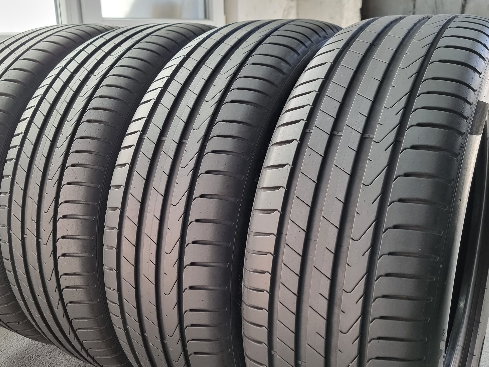 "Dot 22" 235/55/18 Pirelli 4Броя: 500лв 7мм