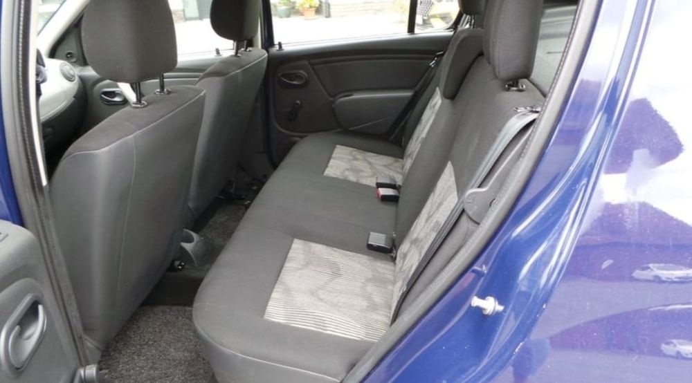Dacia Sandero An 2010 Motor 1,2 Benzină Mpi Climă Servo Stare Perfectă