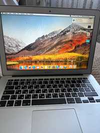Продам MacBook Air 2017