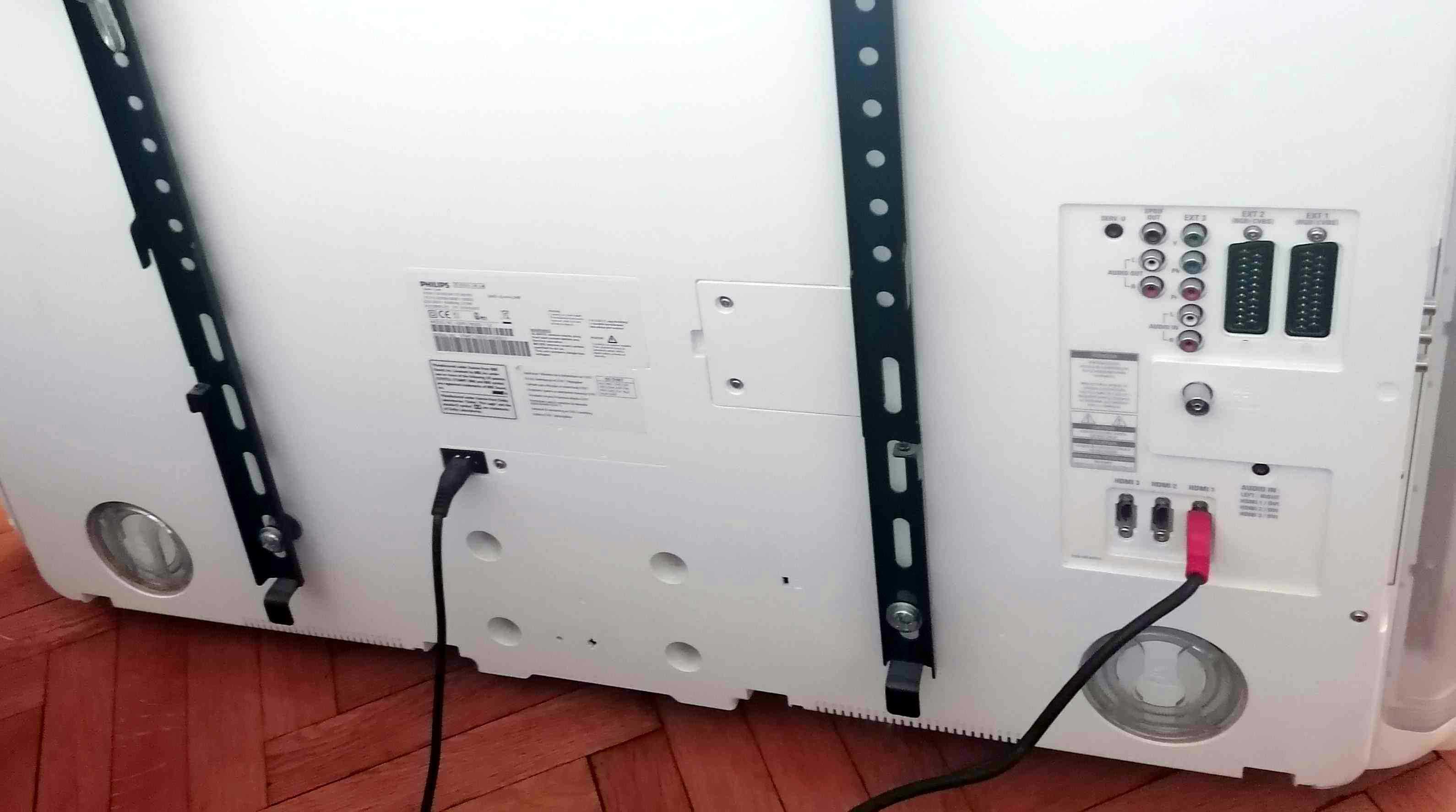 Телевизор Philips LCD 42 PFL7603D